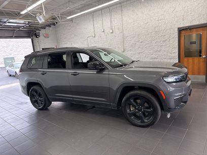 Used 2023 Jeep Grand Cherokee L Limited w/ Black Appearance Package