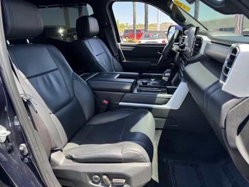 Used 2023 Toyota Tundra Platinum AWD/4WD image 5