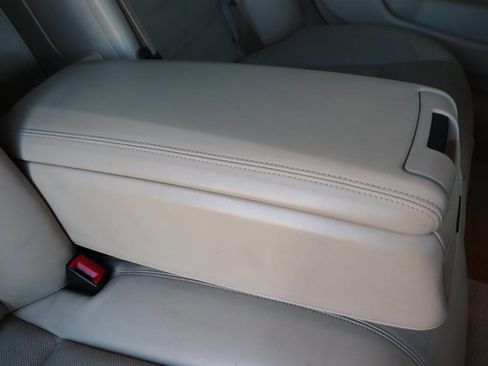 Used 2013 BMW 750Li image 46