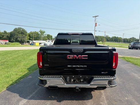 Used 2019 GMC Sierra 1500 SLT w/ SLT Premium Plus Package AWD/4WD image 3