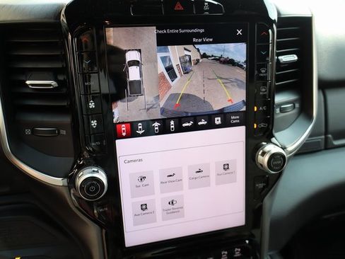 Used 2025 RAM 2500 Big Horn image 27