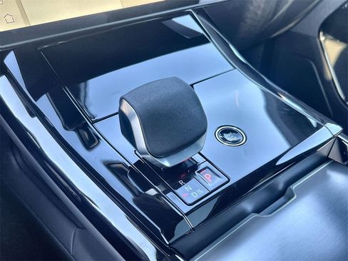 New 2026 Land Rover Range Rover Sport SE image 27