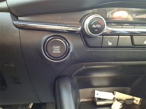 Used 2024 MAZDA MAZDA3 s image 12