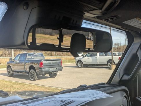 New 2026 Jeep Gladiator Mojave w/ Safety Group image 32