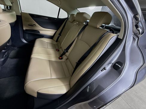 Used 2021 Lexus ES 350 w/ Premium Package image 29