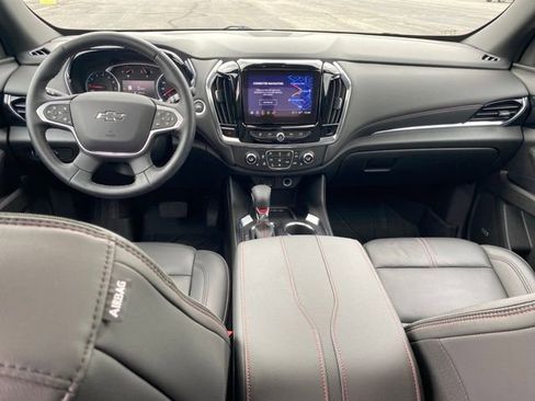 Certified 2023 Chevrolet Traverse RS w/ LPO, Floor Liner Package image 6