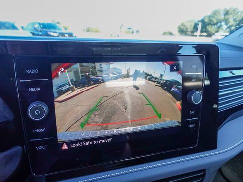 New 2025 Volkswagen Jetta SEL image 22