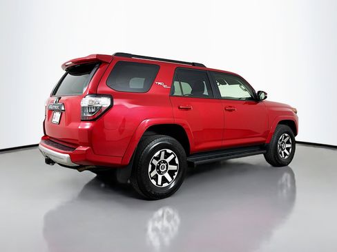 Certified 2024 Toyota 4Runner TRD Off-Road Premium AWD/4WD image 7