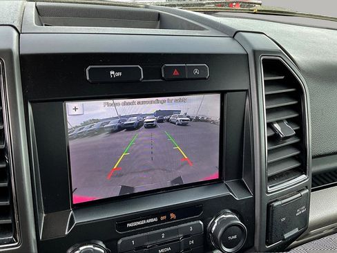 Used 2019 Ford F150 XLT w/ Equipment Group 302A Luxury image 14