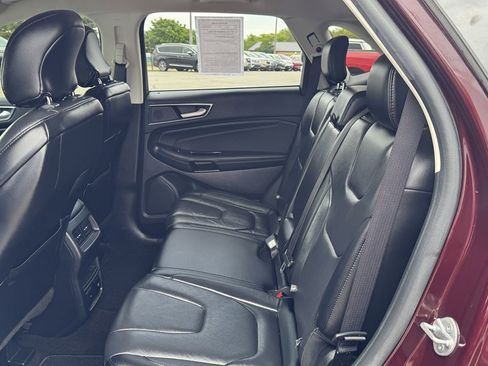 Used 2019 Ford Edge Titanium w/ Cold Weather Package AWD/4WD image 22