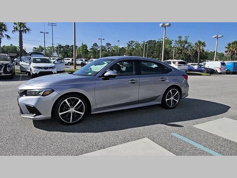 Used 2022 Honda Civic Touring image 24
