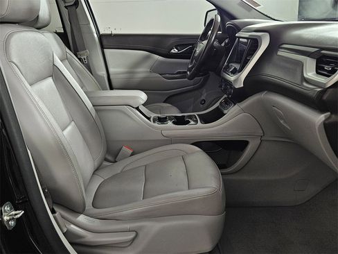 Used 2020 GMC Acadia SLT image 32