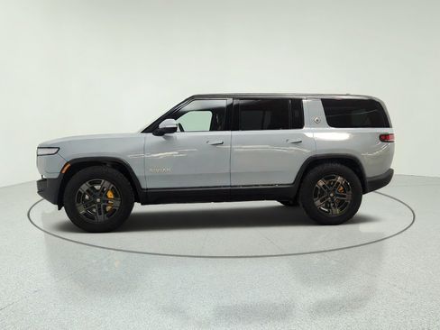 Used 2023 Rivian R1S Adventure AWD/4WD image 8