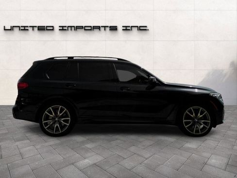 Used 2020 BMW X7 M50i image 6
