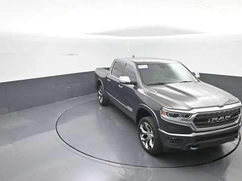 Used 2022 RAM 1500 Limited w/ Body Color Bumper Group AWD/4WD image 29