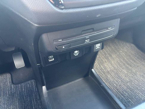 Used 2021 Honda Odyssey Touring image 30