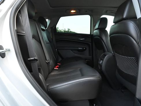Used 2014 Cadillac SRX Luxury FWD image 22