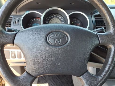 Used 2011 Toyota Tacoma 2WD Regular Cab image 8