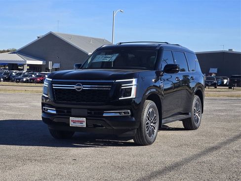 New 2026 Nissan Armada Platinum image 2