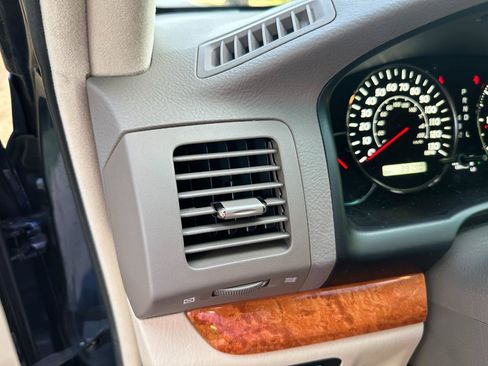 Used 2003 Lexus GX 470 image 42