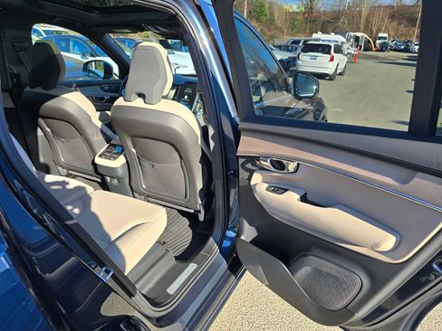 New 2026 Volvo XC90 B6 Plus w/ Protection Package Premier image 13