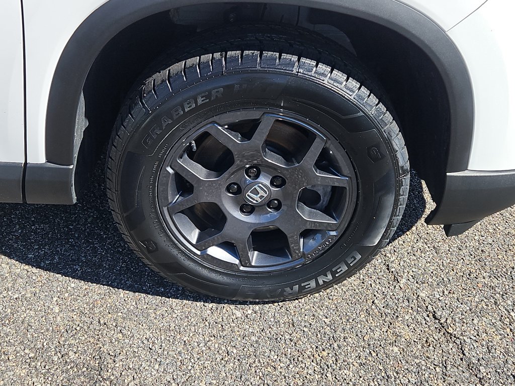 Certified 2024 Honda Pilot TrailSport image 10