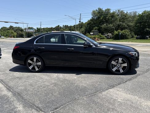 Used 2025 Mercedes-Benz C 300 Sedan image 6