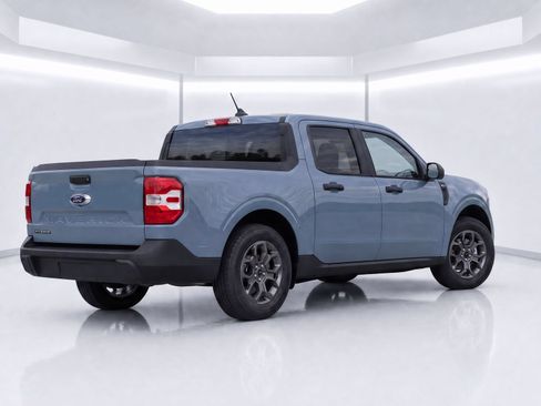 Used 2023 Ford Maverick XLT FWD image 8
