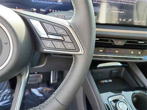 New 2025 Buick Envision Sport Touring image 25