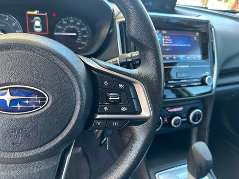 Used 2021 Subaru Crosstrek 2.0i AWD/4WD image 19