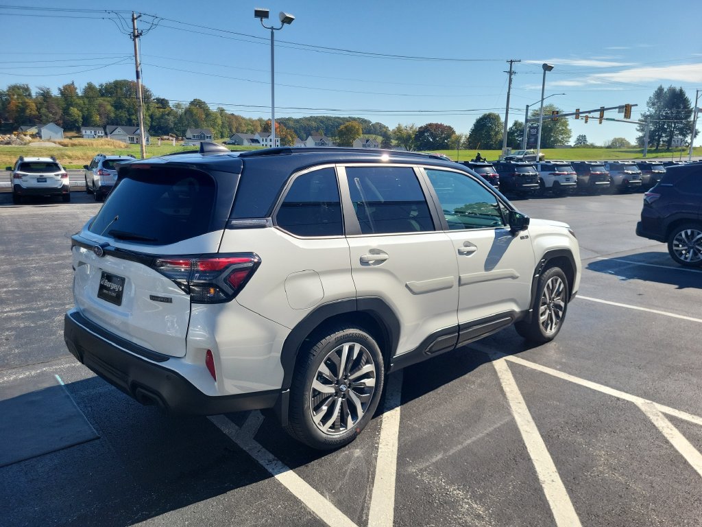 New 2026 Subaru Forester Touring AWD/4WD image 4