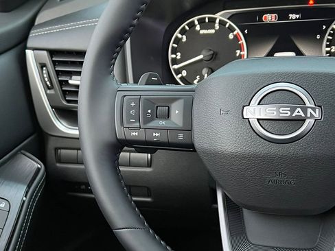 Used 2026 Nissan Rogue SV image 20