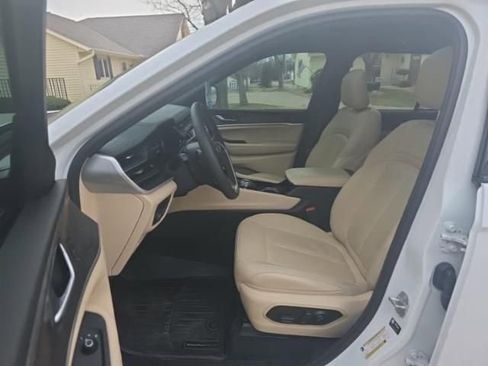 Used 2022 Jeep Grand Cherokee Limited 4xe image 4