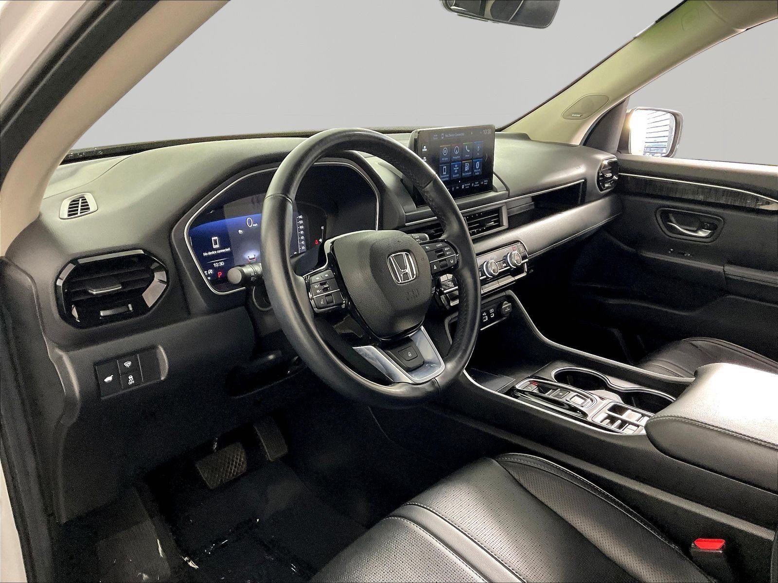 Used 2025 Honda Pilot Elite image 19