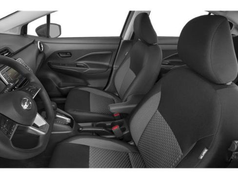 Used 2022 Nissan Versa SV w/ Trunk Package image 12