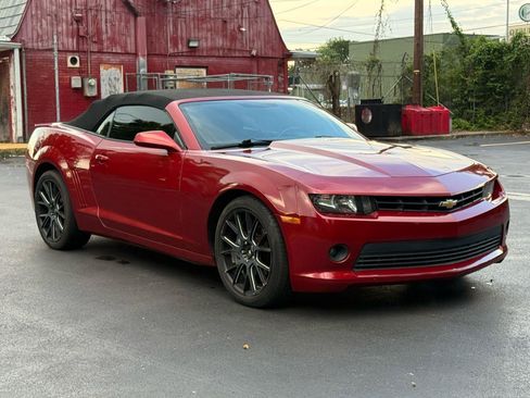 Used 2015 Chevrolet Camaro LT RWD image 12