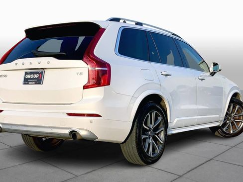 Used 2019 Volvo XC90 T5 Momentum w/ Protection Package Premier image 9
