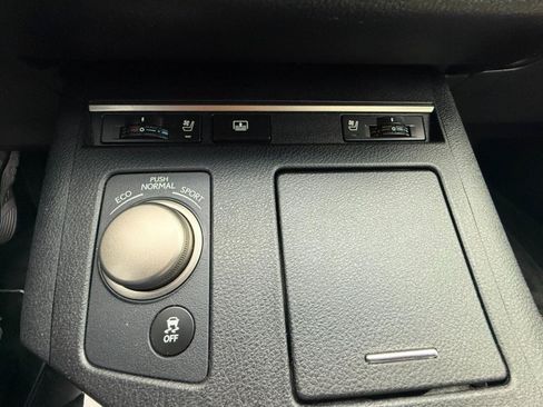 Used 2014 Lexus ES 350 w/ Luxury Package FWD image 24