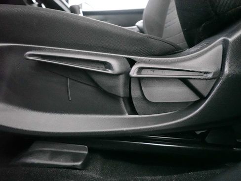 Certified 2023 Honda HR-V LX image 14