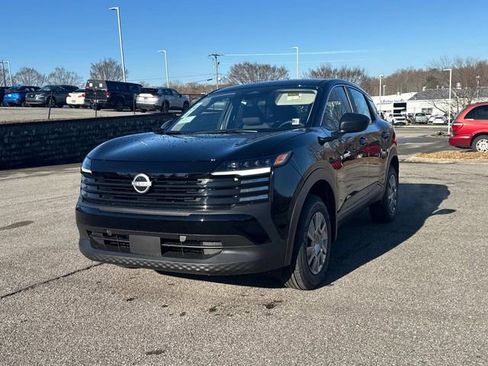 New 2026 Nissan Kicks S image 8