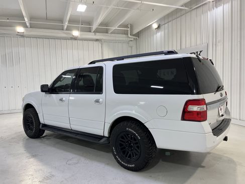 Used 2017 Ford Expedition EL XLT image 23