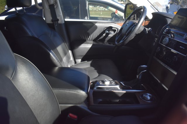 Used 2022 Nissan Armada SL AWD/4WD image 3