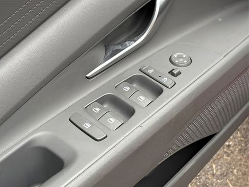 Certified 2023 Hyundai Elantra SEL w/ Cargo Package image 31