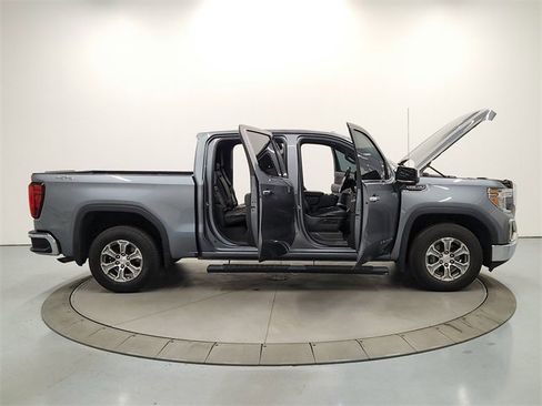 Used 2020 GMC Sierra 1500 SLT image 16