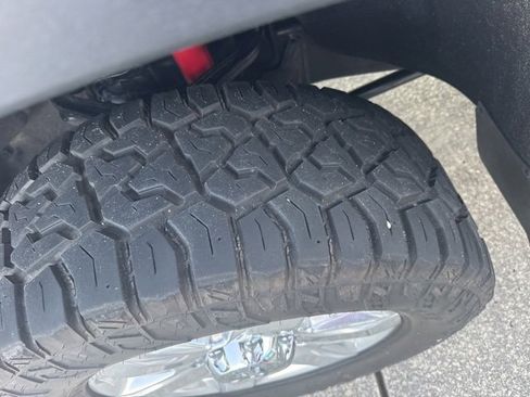 Used 2020 Chevrolet Silverado 2500 LTZ w/ Z71 Off-Road Package image 26