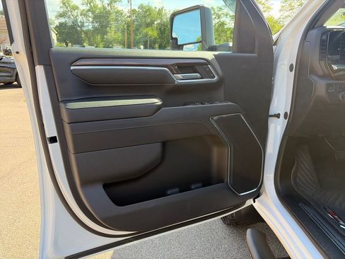 Used 2024 Chevrolet Silverado 2500 LT AWD/4WD image 21