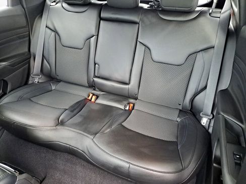 New 2026 Jeep Compass Latitude AWD/4WD image 21