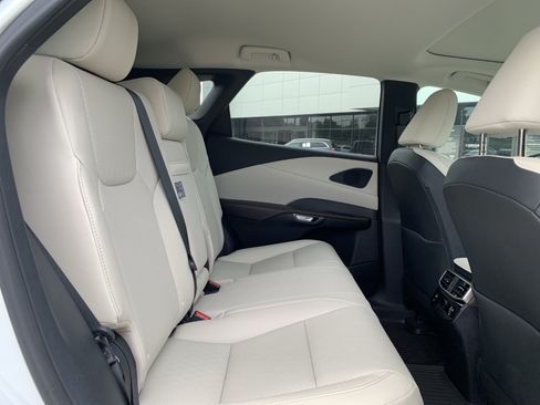Used 2024 Lexus RX 350 w/ Convenience Package AWD/4WD image 32