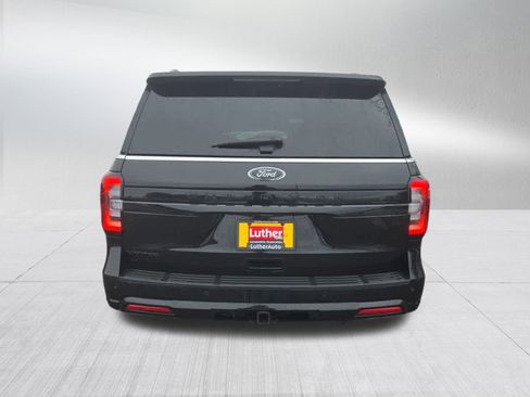 Used 2023 Ford Expedition Limited image 4