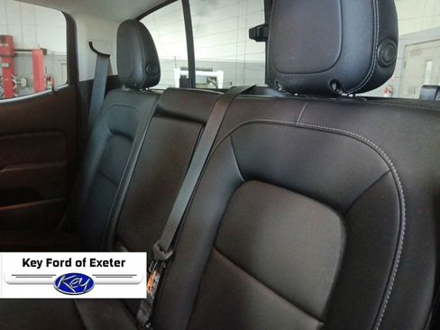 Used 2022 Chevrolet Colorado Z71 AWD/4WD image 18